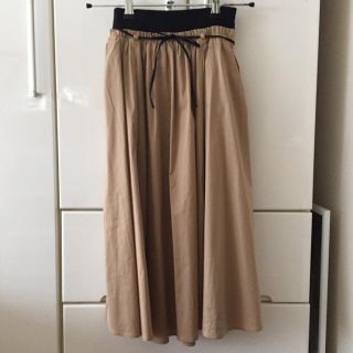 ザラ(ZARA)のZARA ベージュスカート XS(ひざ丈スカート)