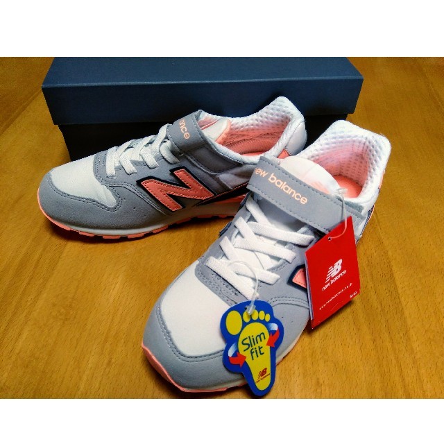 New Balance(ニューバランス)の新品未使用★値下げ！ニューバランス KV996 ピンクグレー キッズ/ベビー/マタニティのキッズ靴/シューズ(15cm~)(スニーカー)の商品写真