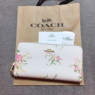 コーチ(COACH)の新品　春夏モデル　COACH　長財布　人気　花柄　ホワイト(財布)