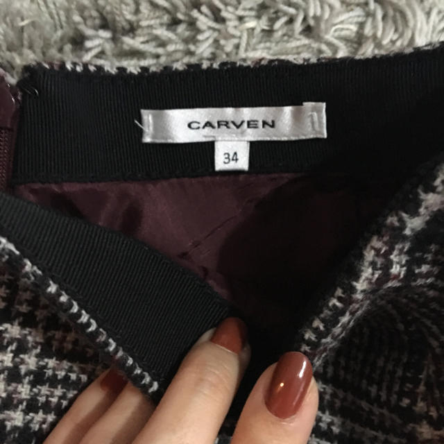 CARVEN(カルヴェン)のカルヴェン ツイードスカート チェック 上品 未使用 レディースのスカート(ミニスカート)の商品写真