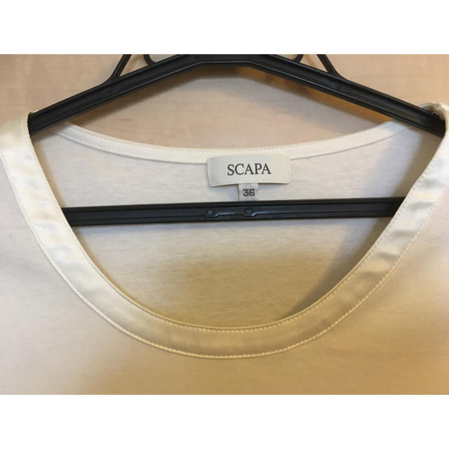 SCAPA(スキャパ)のSCAPA  Tシャツ 白 レディースのトップス(カットソー(長袖/七分))の商品写真