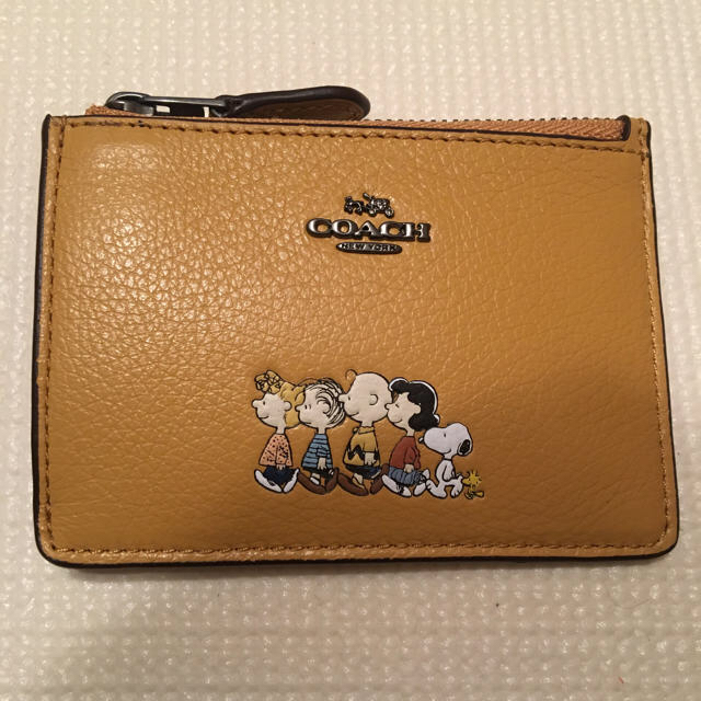 COACH(コーチ)のコーチ マルチケース スヌーピー レディースのファッション小物(コインケース)の商品写真