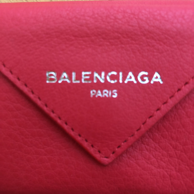 Balenciaga(バレンシアガ)の超美品！バレンシアガ ペーパーミニウォレット レッド レディースのファッション小物(財布)の商品写真