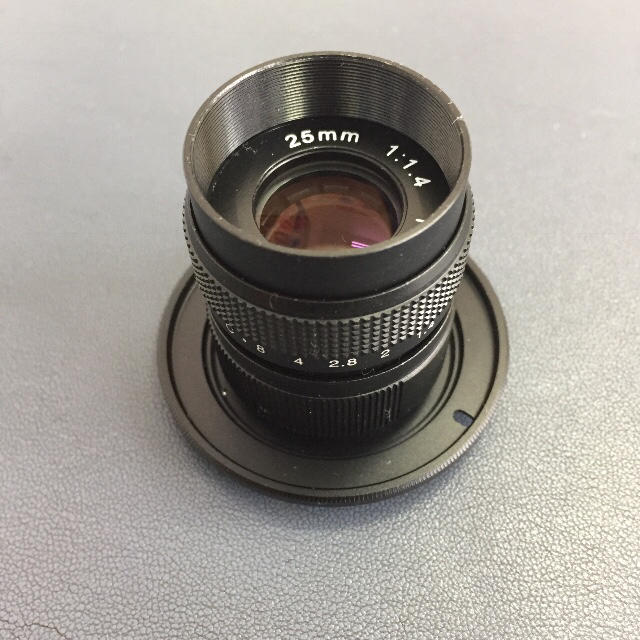 25mm F1.4 単焦点レンズ マニュアル 上級者向け オールドレンズ風!美品 | フリマアプリ ラクマ