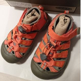 キーン(KEEN)の【てる様】KEEN キッズシューズ（17センチ）(その他)