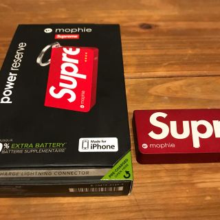 シュプリーム(Supreme)のシュプリームiPhone充電器(バッテリー/充電器)