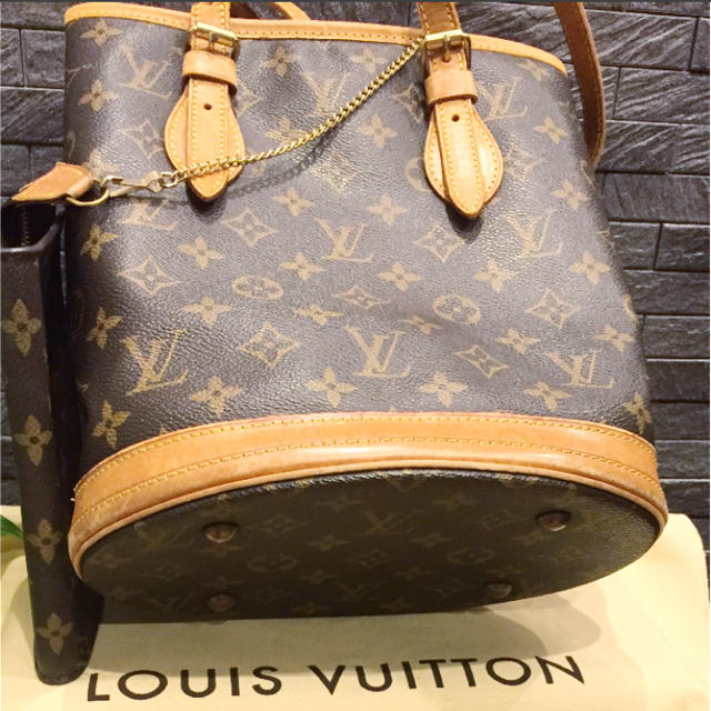 LOUIS VUITTON(ルイヴィトン)の【良品 ベタ剥がれなし！】ポーチ付き ルイヴィトン プチバケット トートバッグ  レディースのバッグ(トートバッグ)の商品写真