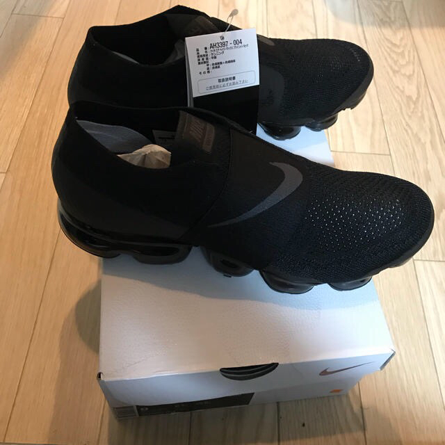 NIKE(ナイキ)のNIKE vapor max  moc 新品未使用 メンズの靴/シューズ(スニーカー)の商品写真