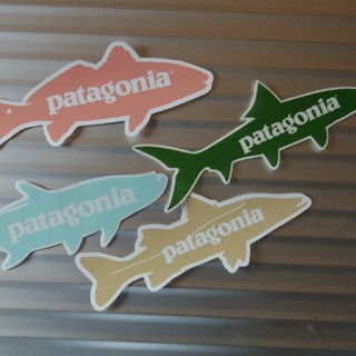 パタゴニア(patagonia)の
貴重☆パタゴニア patagonia 大魚  4色set　 ステッカー(その他)