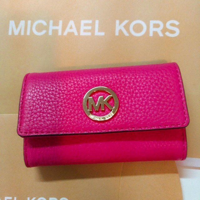 Michael Kors(マイケルコース)の新品新色　贈り物　MICHAEL KORS♡マイケル コース♡キーケース♡ピンク レディースのファッション小物(キーケース)の商品写真