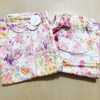 ローラアシュレイ(LAURA ASHLEY)のローラアシュレイ ♡ パジャマ ♡ アメリ(パジャマ)