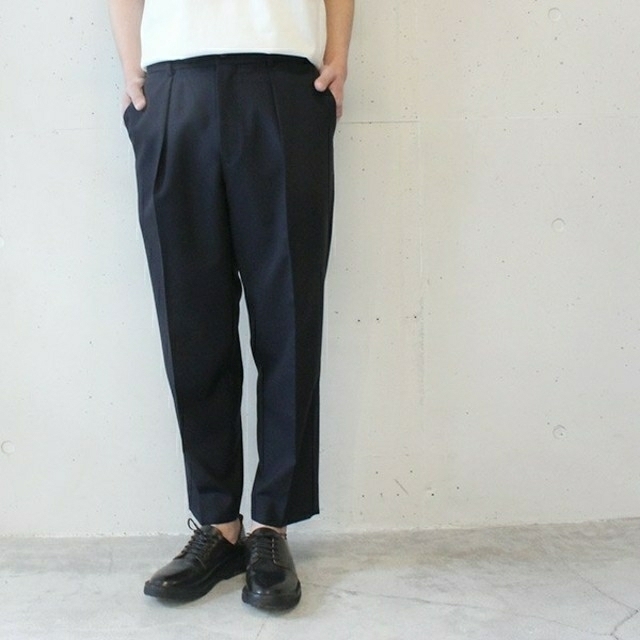 MARKAWEAR - マーカウェア17aw ネイビーワンタックパンツの通販 by ...