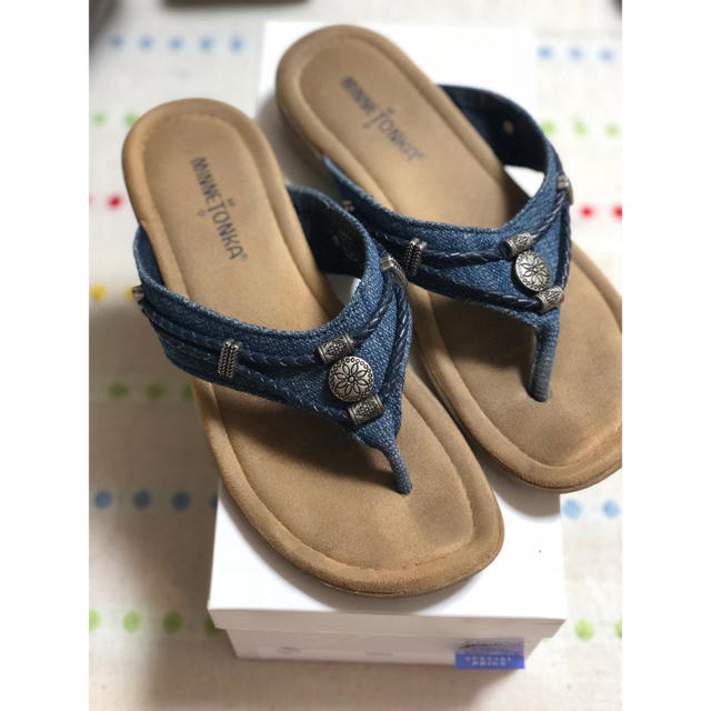 Minnetonka(ミネトンカ)のMinnetonka デニムサンダル レディースの靴/シューズ(サンダル)の商品写真