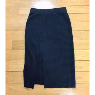 ザラ(ZARA)の専用★ ZARA ザラ リブ ニット スリット スカート 黒(ひざ丈スカート)