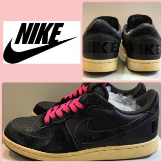 ナイキ(NIKE)のNIKE♡ブラックスエード  バックロゴスニーカー♡(スニーカー)