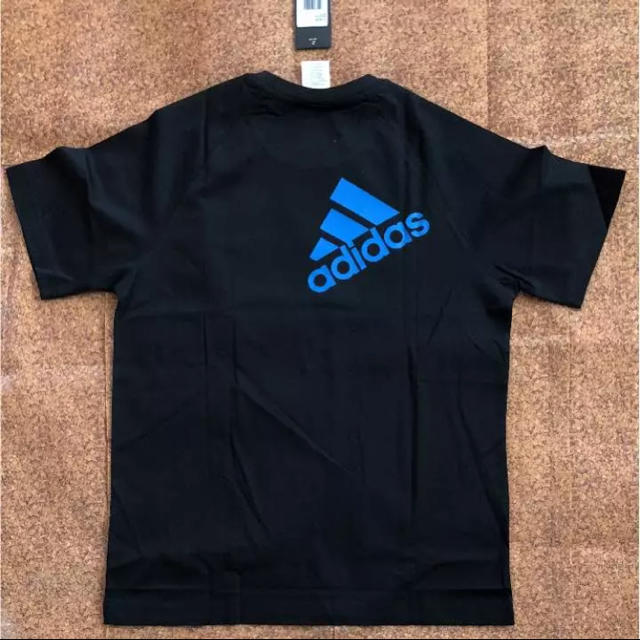 adidas(アディダス)の新品☆adidasアディダスTシャツ SALE中☆お値下げ不可 メンズのトップス(Tシャツ/カットソー(半袖/袖なし))の商品写真