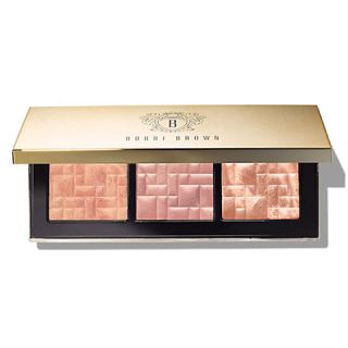 ボビイブラウン(BOBBI BROWN)のBOBBI BROWN ボビイ トゥ グロウ ハイライティング トリオ(フェイスパウダー)