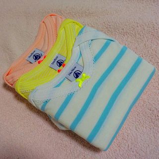 プチバトー(PETIT BATEAU)の36マンス プチバトー女の子ロンパース (ロンパース)