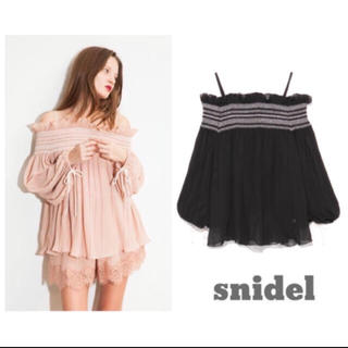 スナイデル(SNIDEL)のsnidel  オフショル チュニック(チュニック)