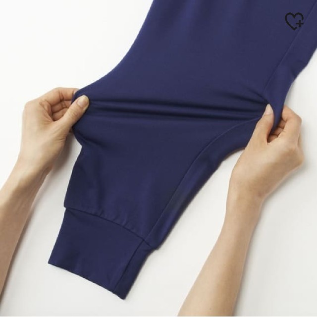 UNIQLO(ユニクロ)の専用 UNIQLO ヒートテックストレッチパンツＬ レディースのパンツ(サルエルパンツ)の商品写真