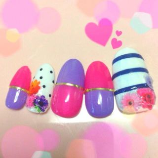 フラワー♡ボーダードット柄ネイル(つけ爪/ネイルチップ)