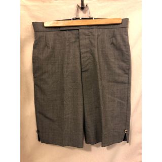 トムブラウン(THOM BROWNE)のTHOM BROWNE / 定番ショートパンツ / サイズ00/ ミディアムグレ(スラックス)