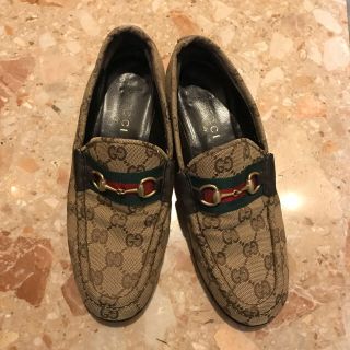 グッチ(Gucci)の女性GUCCI ローファーフラット 売れ切れ希望♥️(ローファー/革靴)