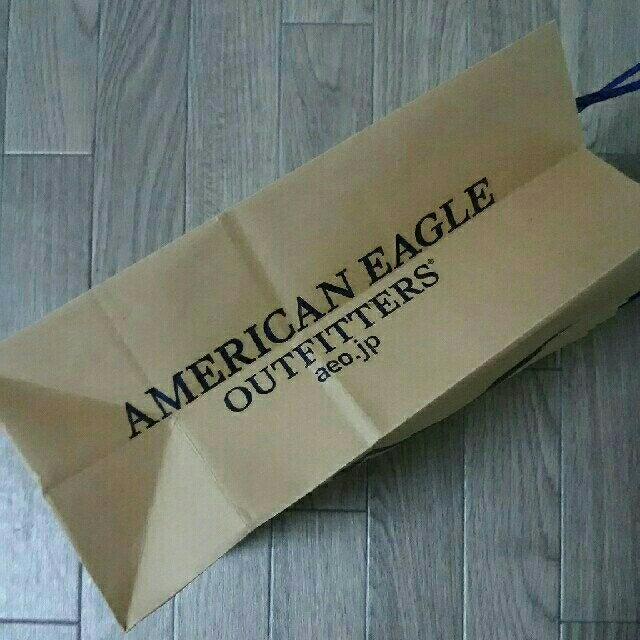 American Eagle(アメリカンイーグル)のアメリカンイーグル 紙袋 ショッパー レディースのバッグ(ショップ袋)の商品写真