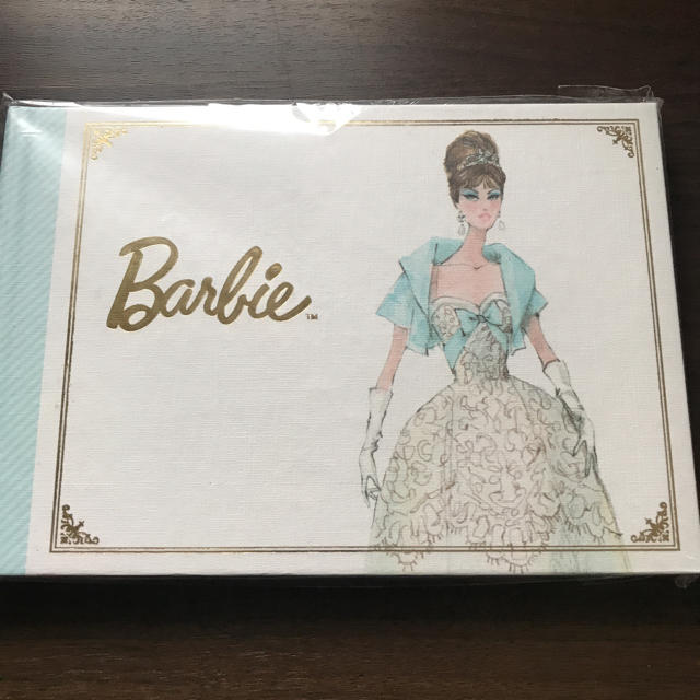 Barbie(バービー)のバービー アルバム キッズ/ベビー/マタニティのメモリアル/セレモニー用品(アルバム)の商品写真