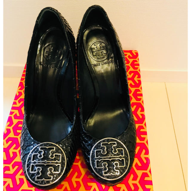 Tory Burch(トリーバーチ)のエマ様専用です‼️トリーバーチヒール美品❣️ レディースの靴/シューズ(ハイヒール/パンプス)の商品写真