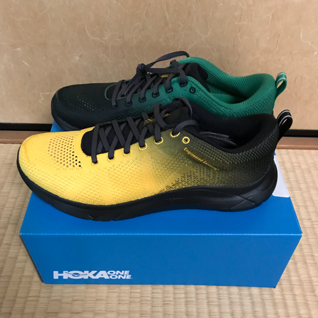 HOKA ONE ONE エンジニアードガーメンツ hupana Jamaica