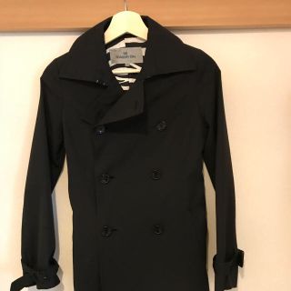 ビアッジョブルー(VIAGGIO BLU)の黒 スプリングコート🧥ショート丈(スプリングコート)