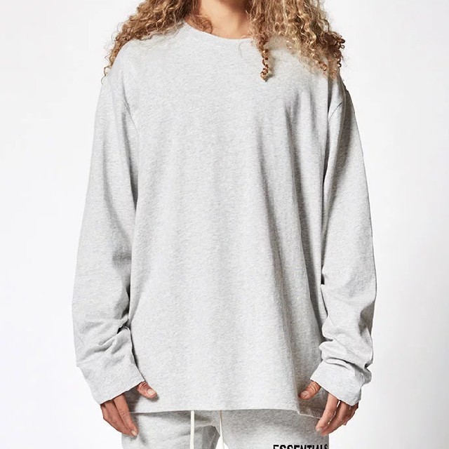 FEAR OF GOD(フィアオブゴッド)の新品、未使用Essentials Boxy Graphic LongSleeve メンズのトップス(Tシャツ/カットソー(七分/長袖))の商品写真