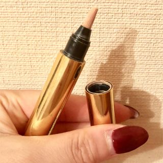 イヴサンローランボーテ(Yves Saint Laurent Beaute)の大人気コスメ YSL ラディアントタッチ コンシーラー & ハイライト No.1(コンシーラー)