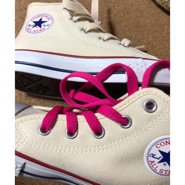 CONVERSE(コンバース)の新品✩コンバース ハイカット 17cm ホワイト キッズ/ベビー/マタニティのキッズ靴/シューズ(15cm~)(スニーカー)の商品写真