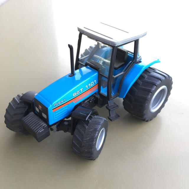 ISEKI トラクター BIG-T 1101ミニカー