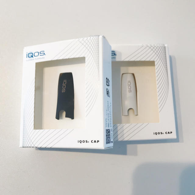 IQOS(アイコス)のIQOS キャップ 2個 セット メンズのファッション小物(タバコグッズ)の商品写真