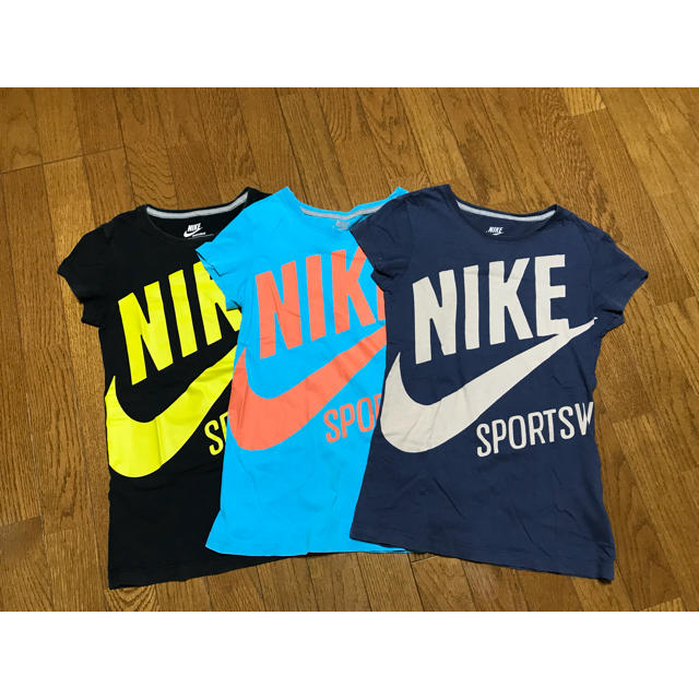 NIKE(ナイキ)のナイキ Tシャツ レディースのトップス(Tシャツ(半袖/袖なし))の商品写真