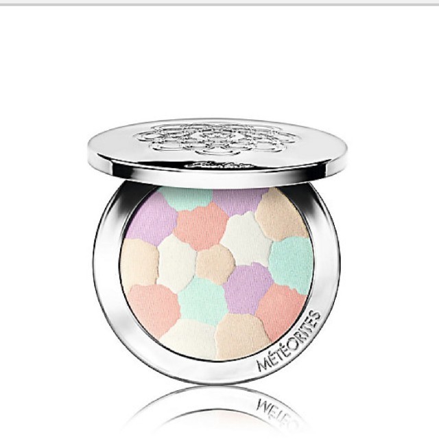 GUERLAIN(ゲラン)のゲラン メテオリットコンパクト コスメ/美容のベースメイク/化粧品(フェイスパウダー)の商品写真