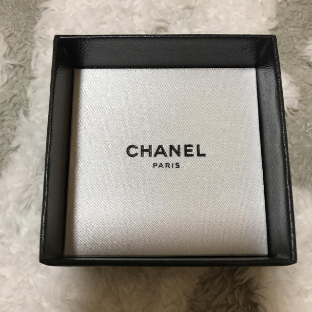 CHANEL 空箱 レディースのファッション小物(その他)の商品写真