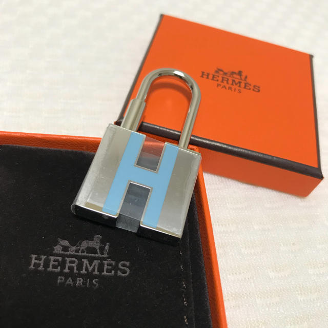 新品未使用【本物保証】エルメス HERMES キーリング キーホルダー