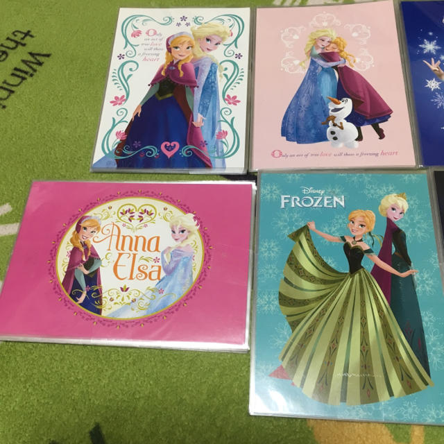 Disney(ディズニー)の新品 アナ雪 ポストカード8枚セット エンタメ/ホビーのコレクション(使用済み切手/官製はがき)の商品写真
