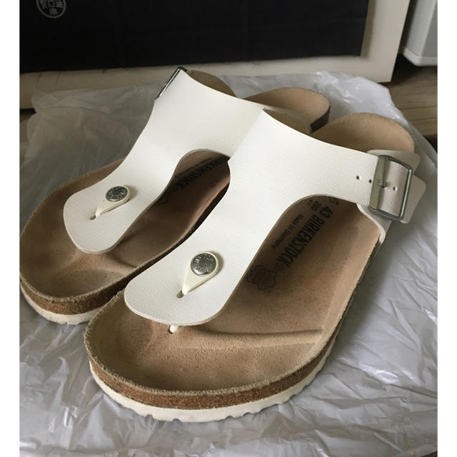 BIRKENSTOCK(ビルケンシュトック)のBirkenstock サンダル 白 メンズの靴/シューズ(サンダル)の商品写真