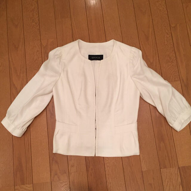 EPOCA(エポカ)のサマーセール EPOCA サイズ38 白スーツ上下 レディースのフォーマル/ドレス(スーツ)の商品写真