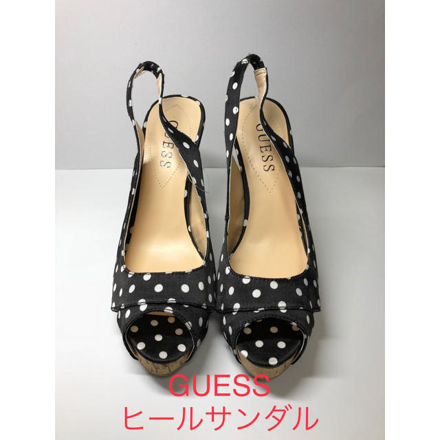 GUESS(ゲス)のお値引き中【新品未使用】Guess 今年人気のドット柄ピンヒール サンダル  レディースの靴/シューズ(サンダル)の商品写真