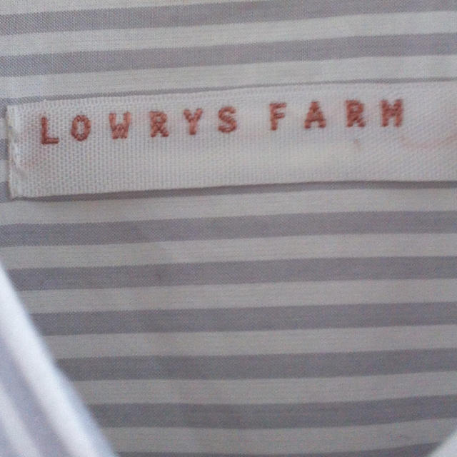 LOWRYS FARM(ローリーズファーム)のLOWRYS FARM♡ストライプシャツ レディースのトップス(シャツ/ブラウス(長袖/七分))の商品写真