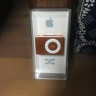 アップル(Apple)のiPod シャッフル 1G オレンジ新品未開封(ポータブルプレーヤー)