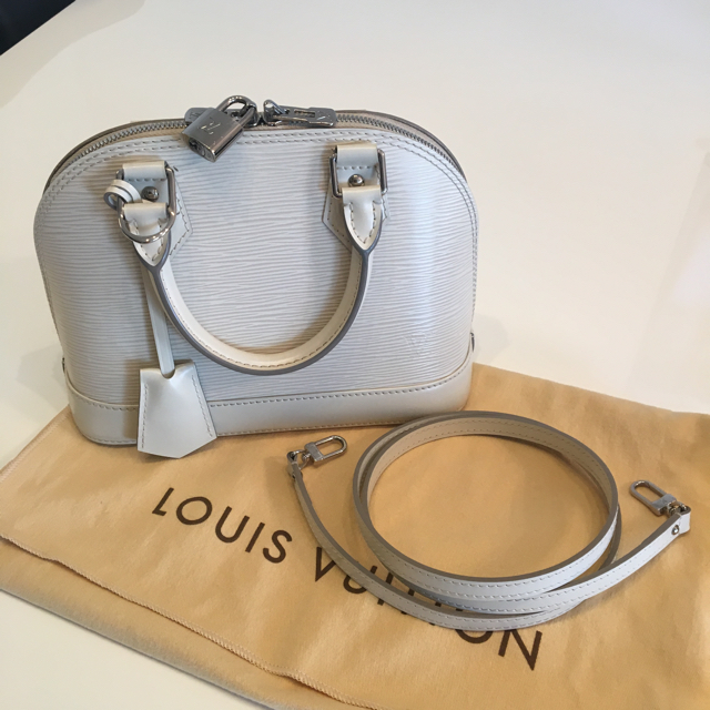 最終値下げ LOUIS VUITTON - ルイヴィトン エピ アルマBB ハンドバッグ