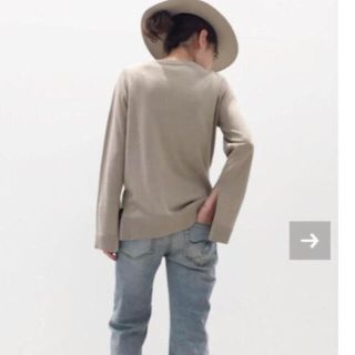 アパルトモンドゥーズィエムクラス(L'Appartement DEUXIEME CLASSE)の【新品】アパルトモン SIDE SLIT KNIT(ニット/セーター)