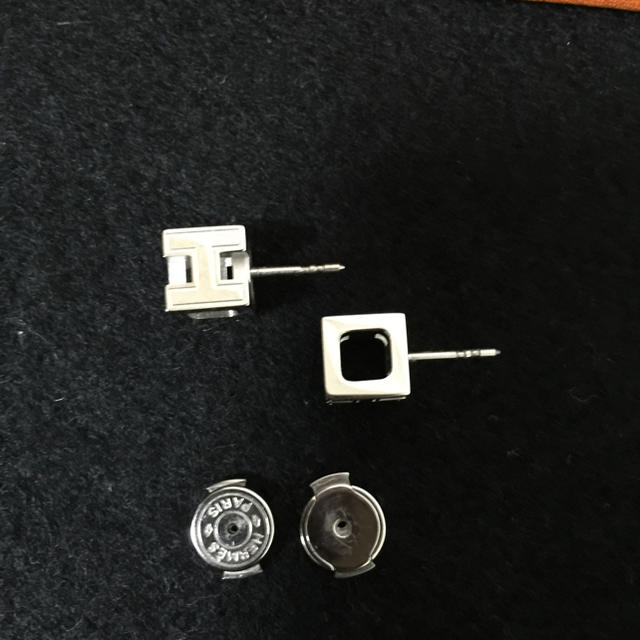 エルメス ピアス 2